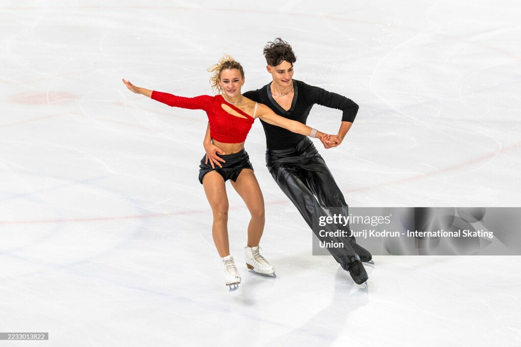 Мартина Лавацца / Рафаэль Раймон Менье