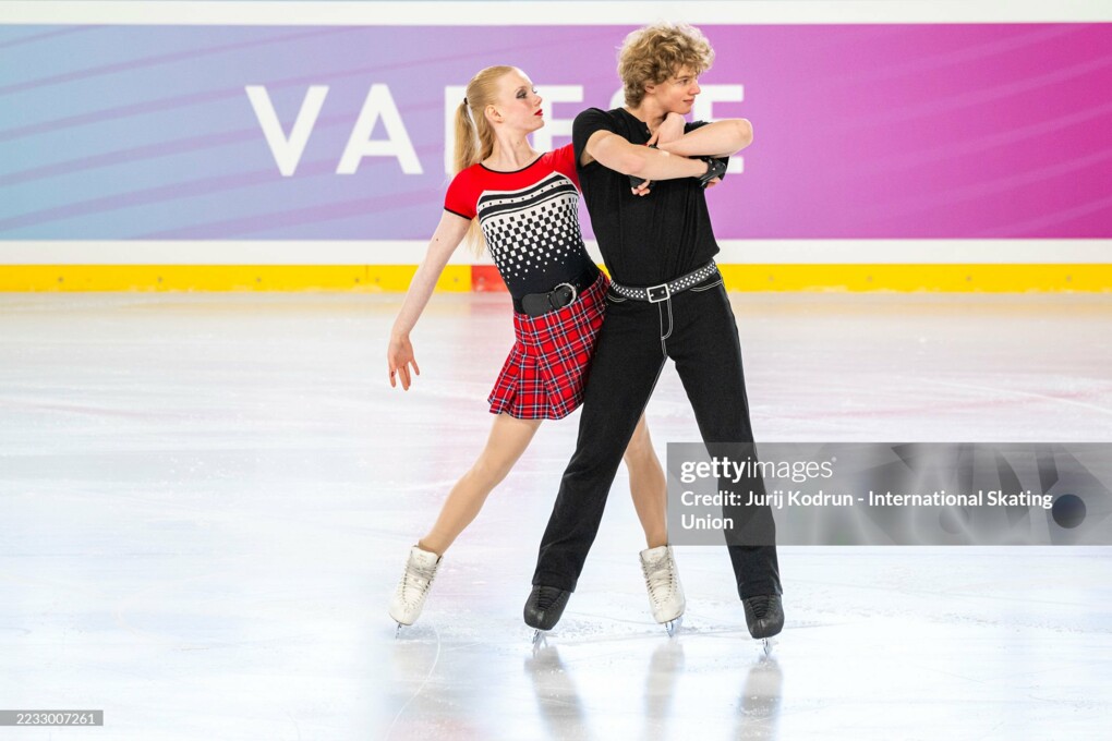 Аннелиз Стаперт / Максим Коротков