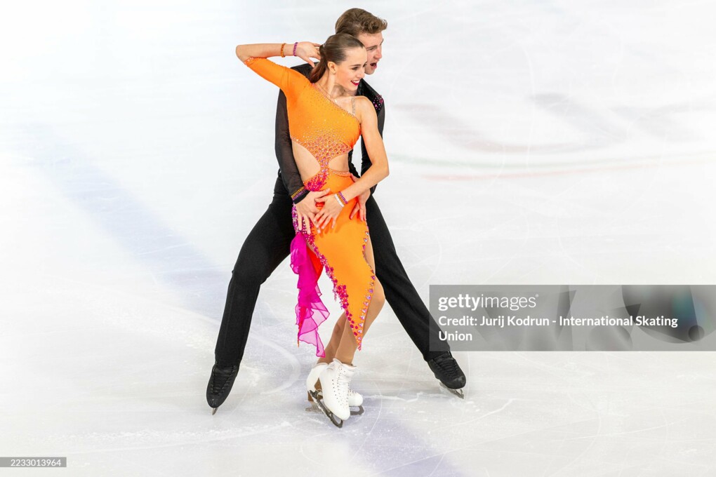 Леони Вудтли / Тимон Сунер