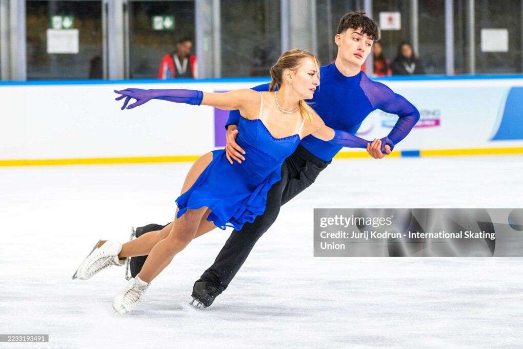 Мартина Лавацца / Рафаэль Раймон Менье