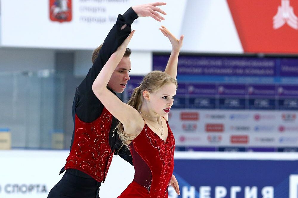Полина Жарова / Алексей Столяров