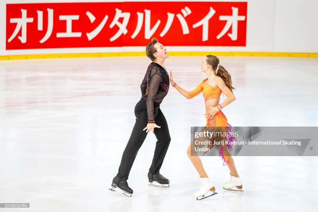 Леони Вудтли / Тимон Сунер