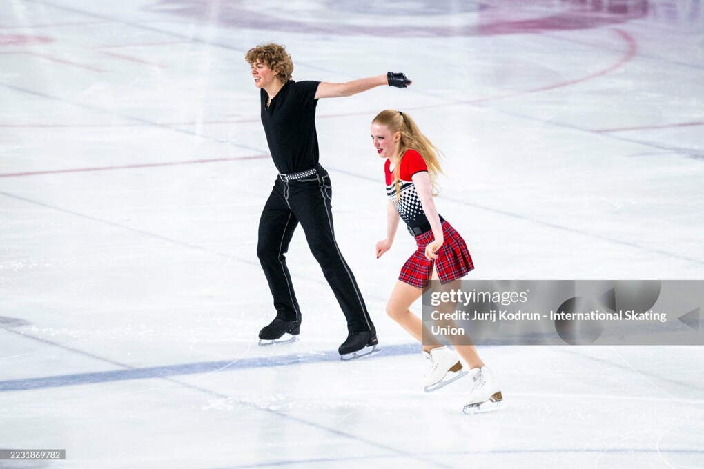 Аннелиз Стаперт / Максим Коротков