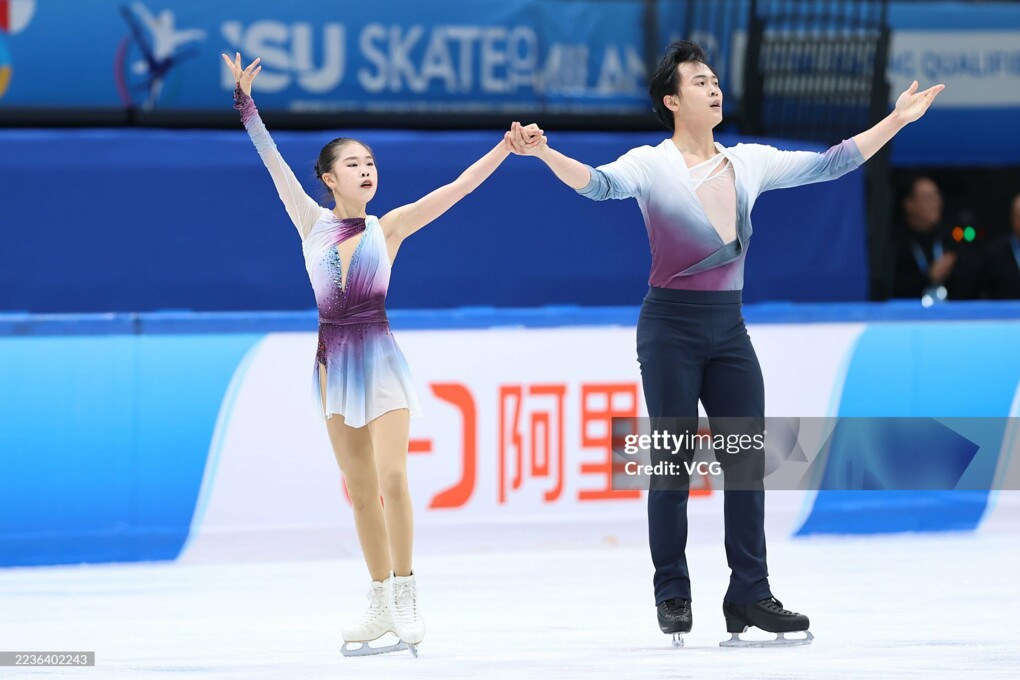 Цзясюань Чжан / Ихан Хуан