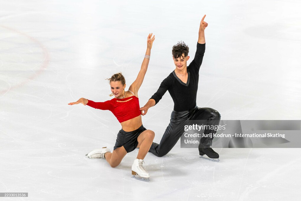 Мартина Лавацца / Рафаэль Раймон Менье