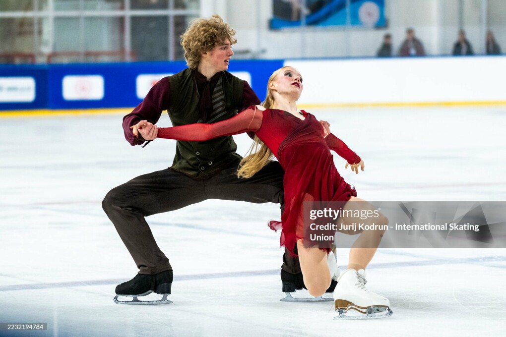 Аннелиз Стаперт / Максим Коротков