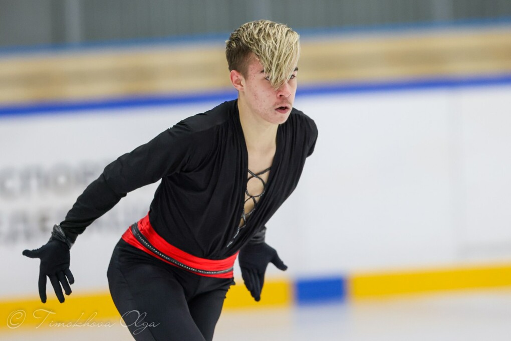 Даниил Самсонов