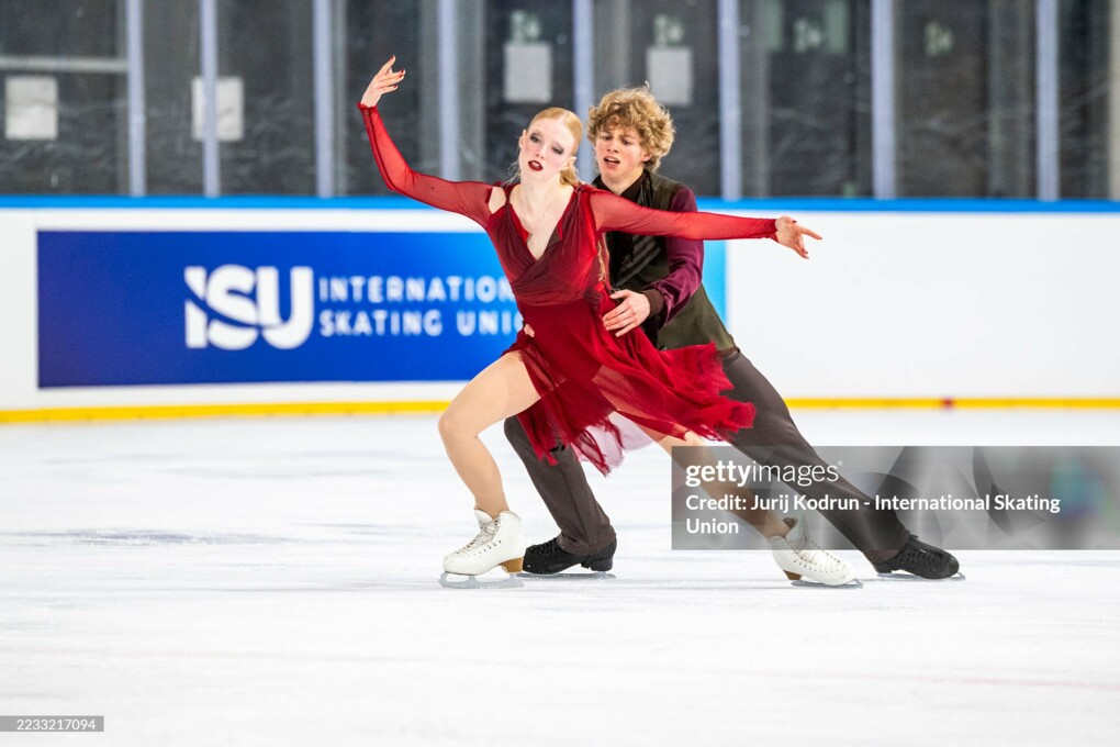 Аннелиз Стаперт / Максим Коротков