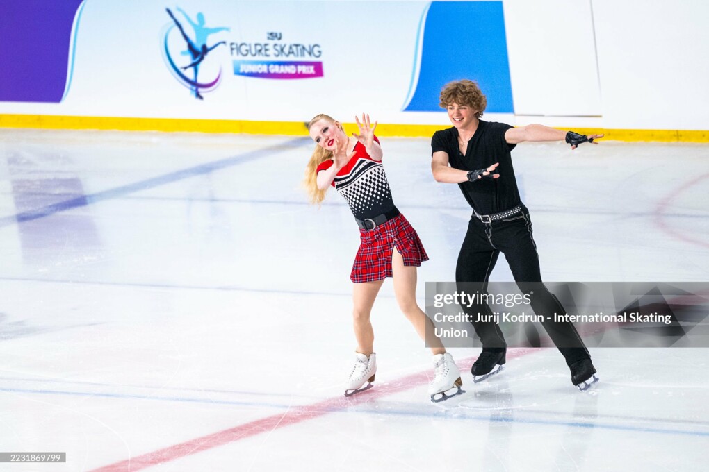 Аннелиз Стаперт / Максим Коротков